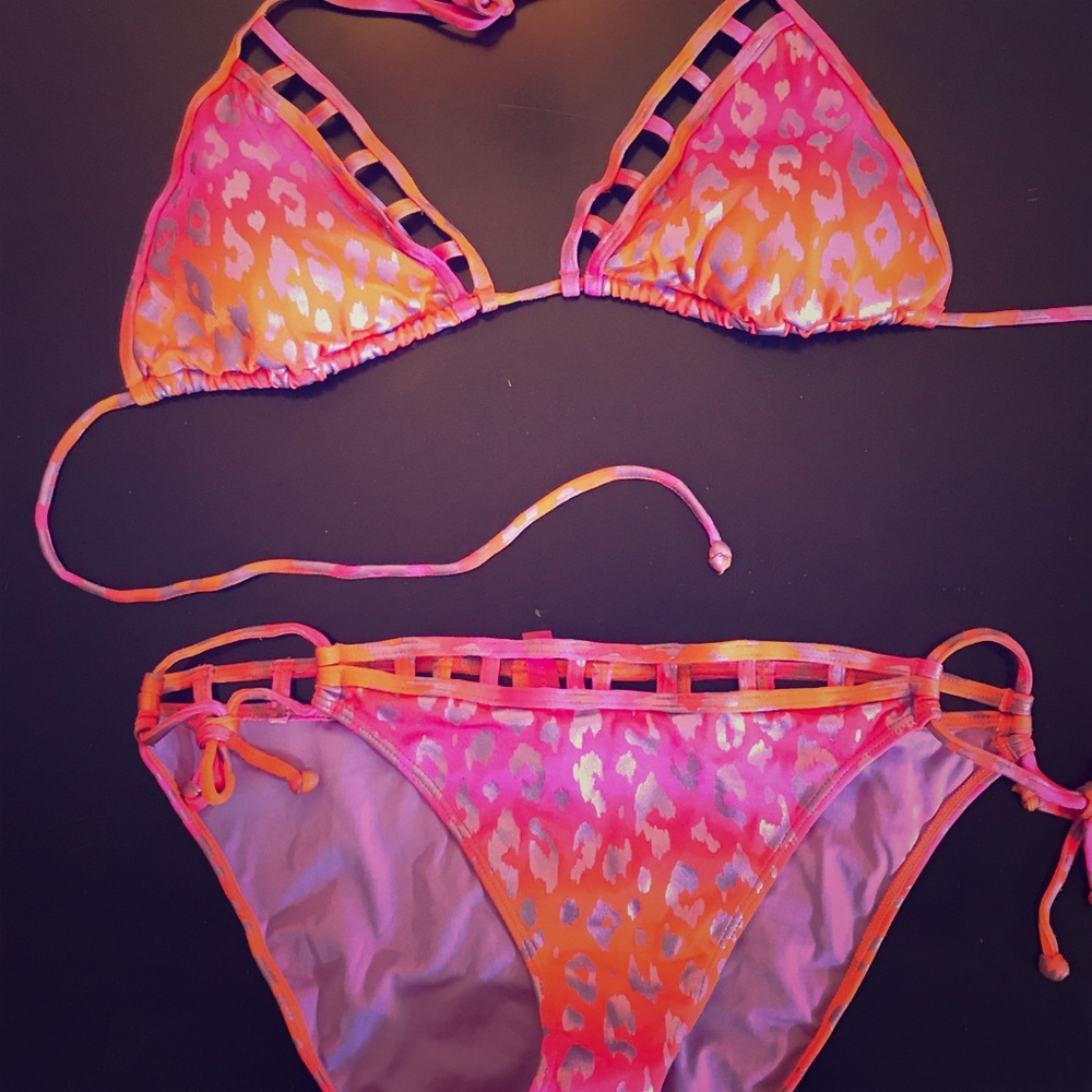 Multi Color 🌈 🌺Victoria's Secret Bikini 🌺