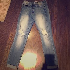 Kan Can Distressed washed boyfriend jean