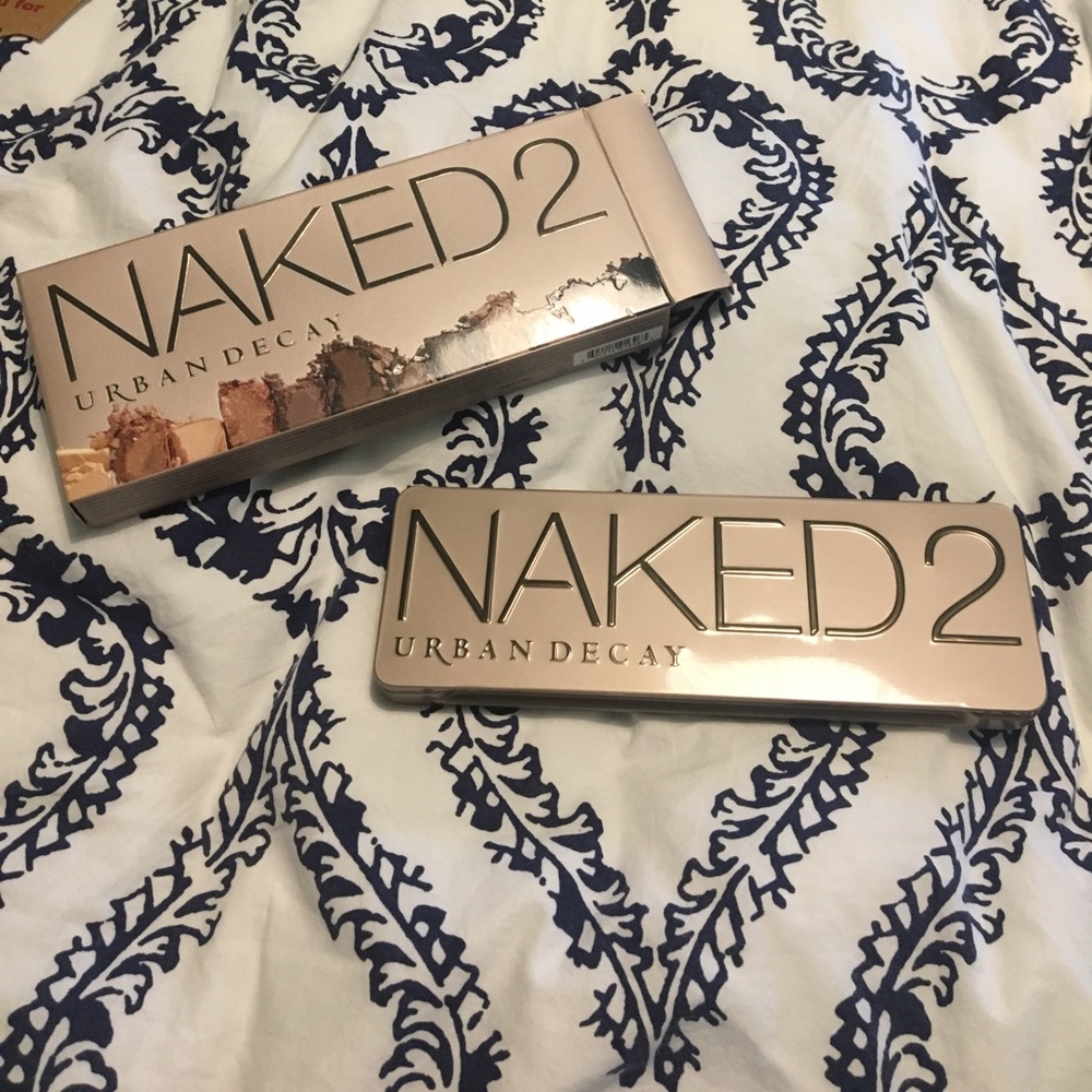NWT NAKED 2 URBAN DECAY PALETTE