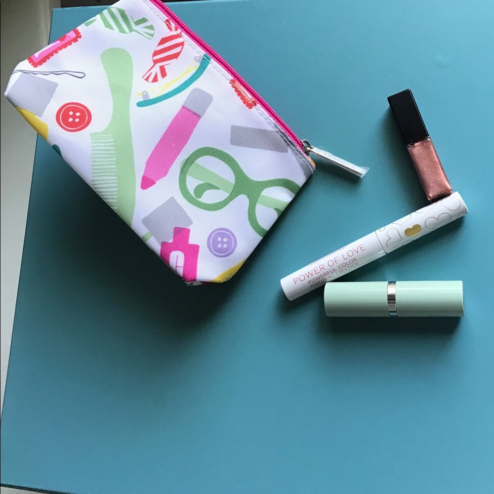 Clinique cosmetic bag