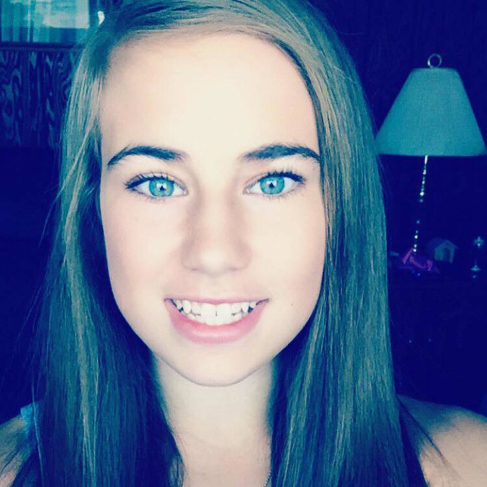 Meet your Posher, Makayla