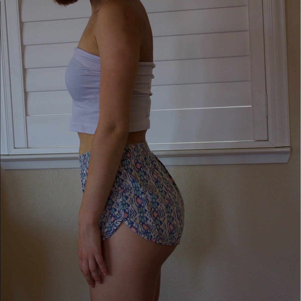 Hollister Fabric shorts - Picture 2 of 3