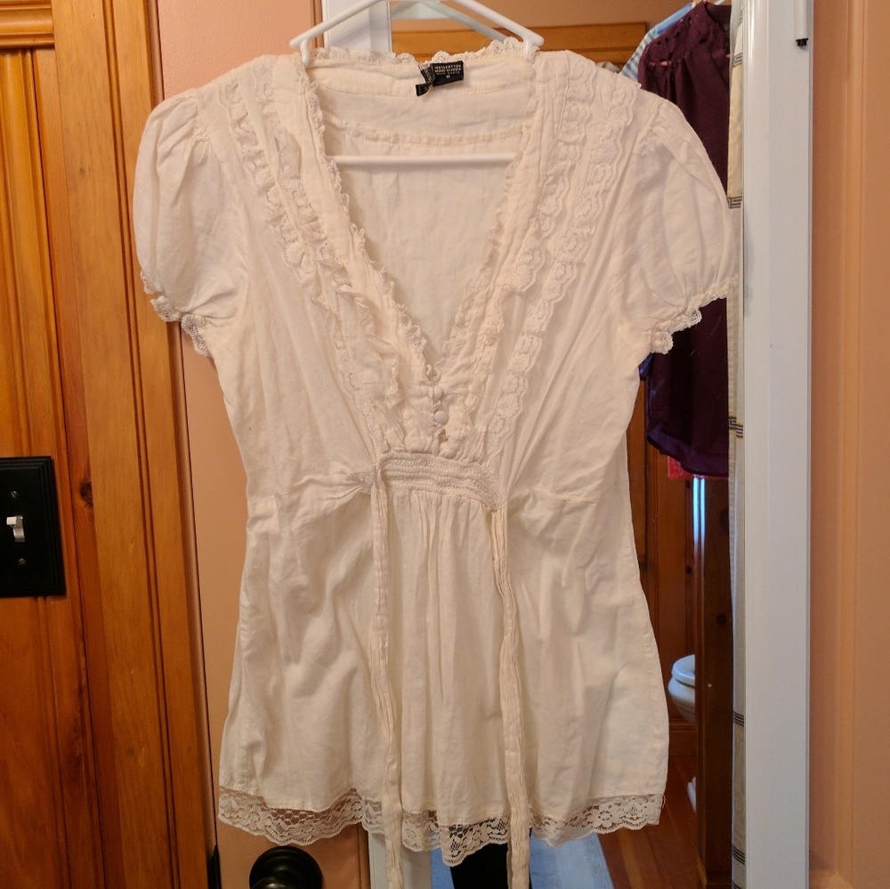 4/$20 Cream tie waist top