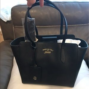 Black Gucci swing tote