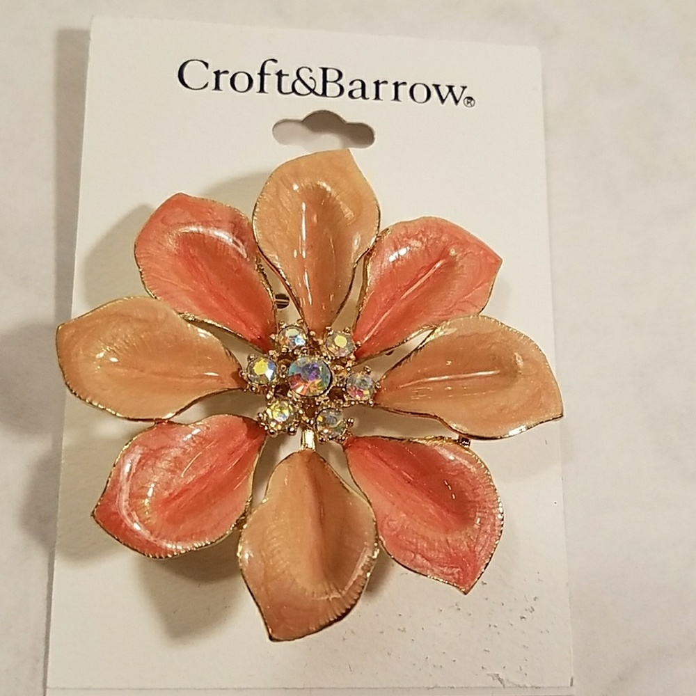 Croft & Barrow Pretty Flower Pin / Brooch