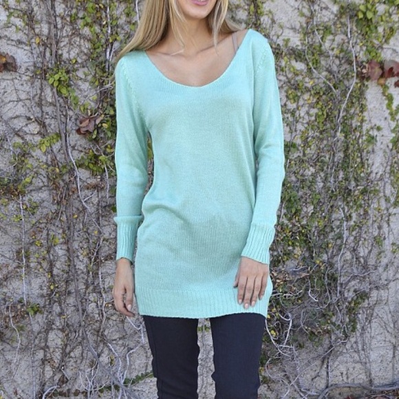 Deep Neck Knitted Top w/X Back - Picture 3 of 4