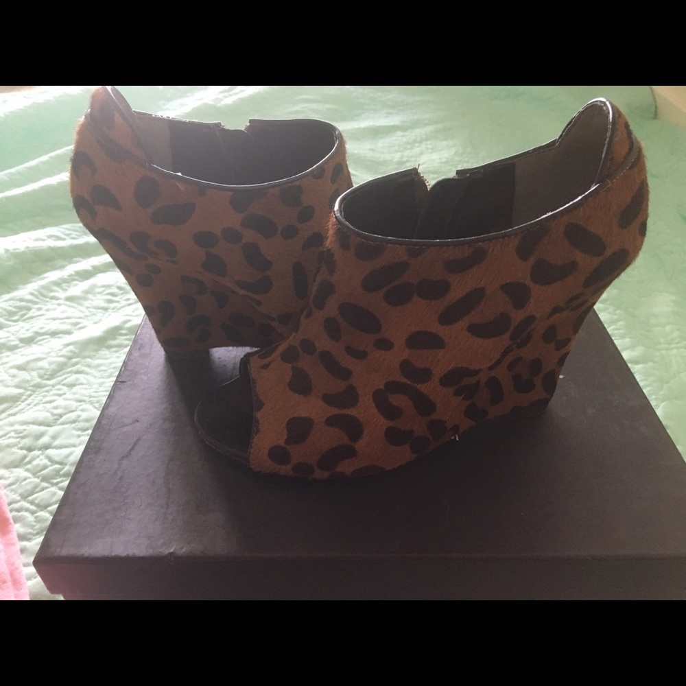 NINA WEDGES - Picture 2 of 3