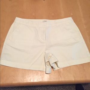 NWOT Pastel yellow Loft trouser shorts. Size 10