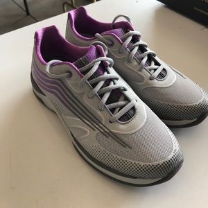 Dansko women's tennis shoes