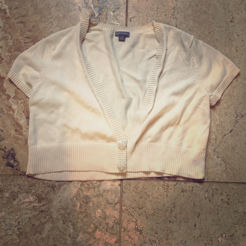 Ann Taylor short cardigan