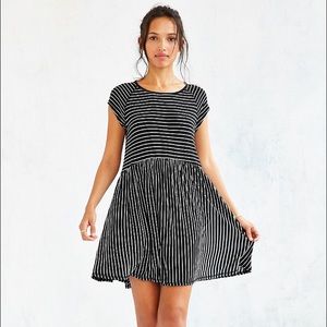 urban outfitters cooperative dress small