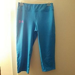 Under Armour workout capris size YL