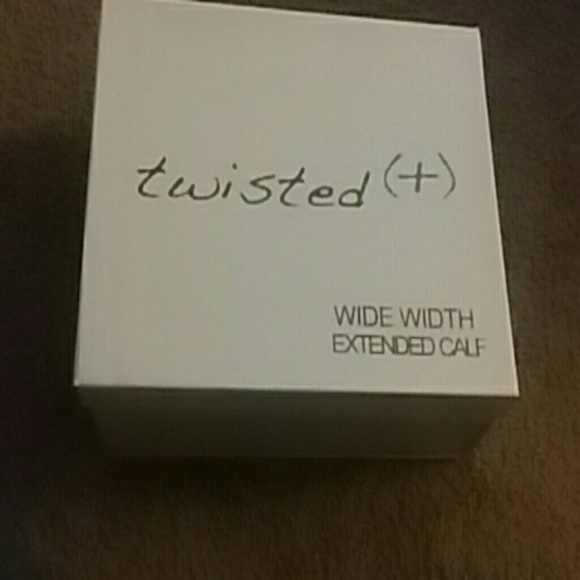 Wide calf sandals - Picture 3 of 3