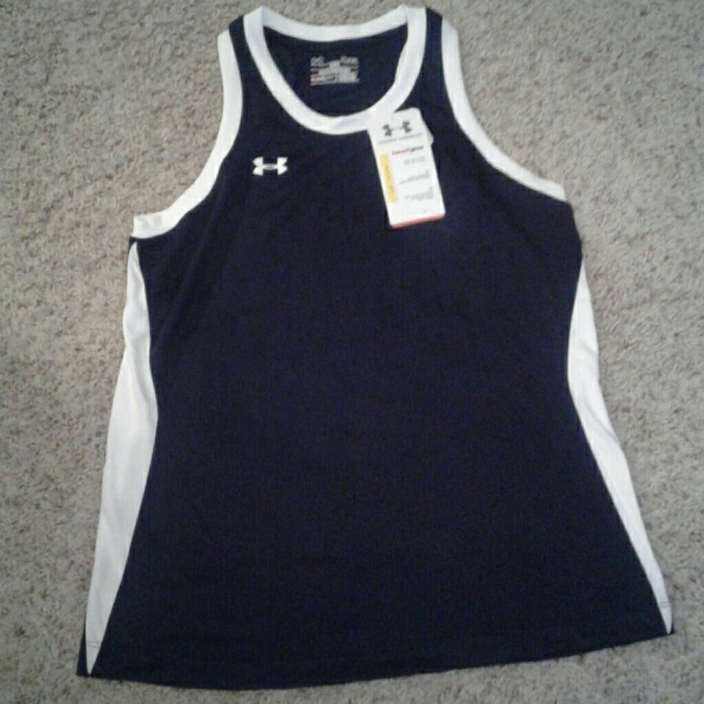 NWT UNDER ARMOUR TANK TOP, SMALL