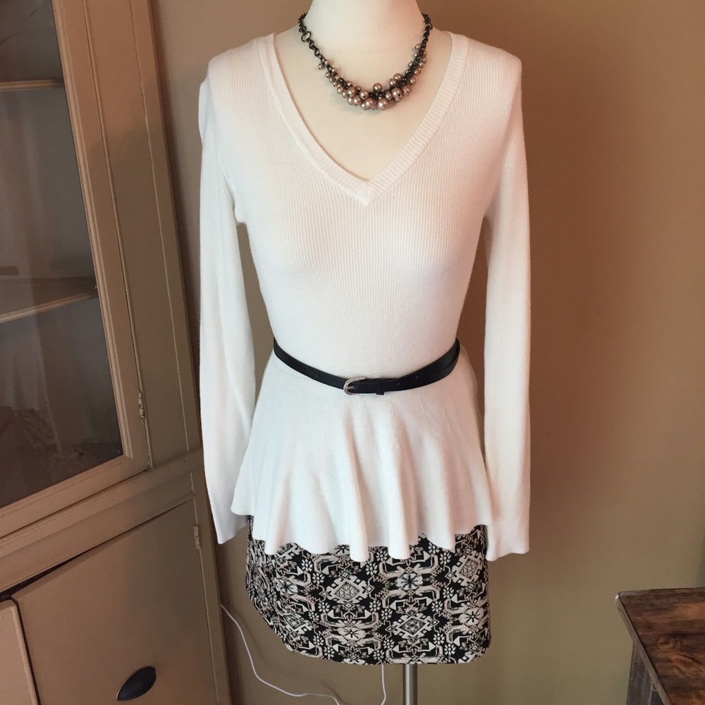 Elle white peplum sweater-small