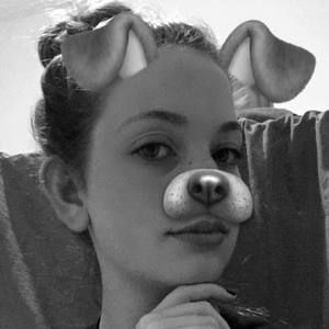 Meet your Posher, Tabitha