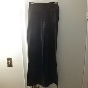 XS Nike DriFit workout pants