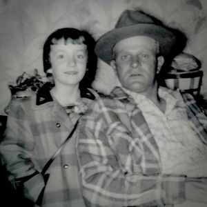 Meet your Posher, Dennise