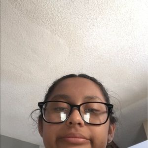 Meet your Posher, Galilea