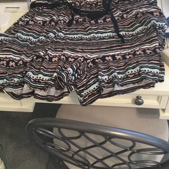 Shorts - Picture 2 of 2