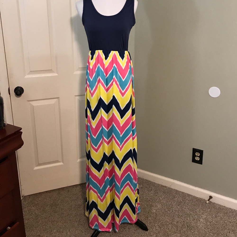 Multi-Color Maxi-Dress.  Extra Long.  Size Small.