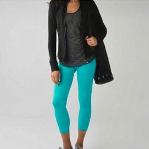 Lululemon Zone In Crop