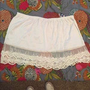 White Scalloped Lace Blouse Extender