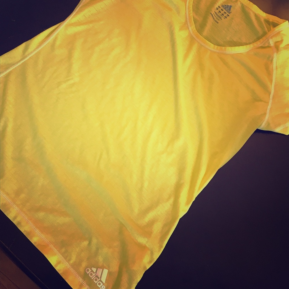 "🌼Bright Yellow🌼 " Adidas Top🐾