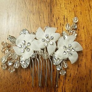 Wedding hair clip