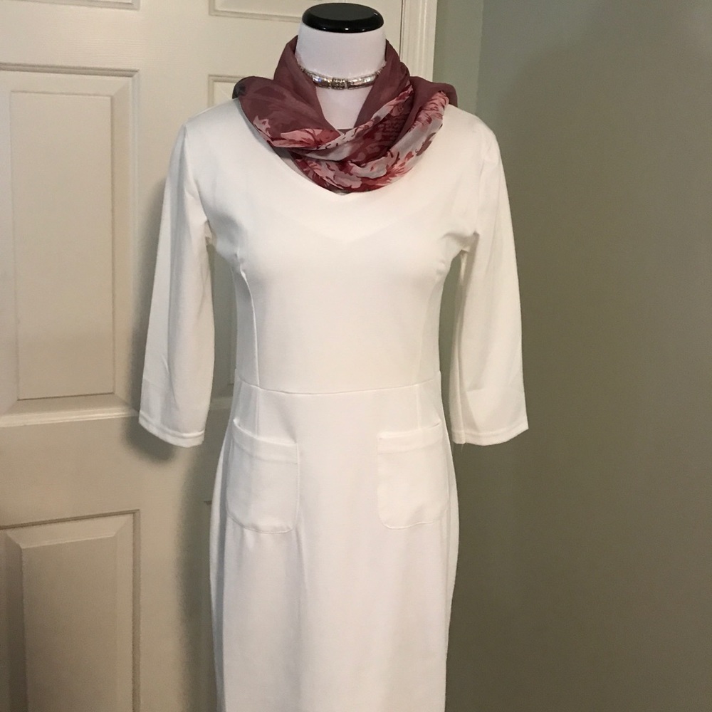 White Knit Midi-Dress.  3/4 Sleeve. Size Medium.