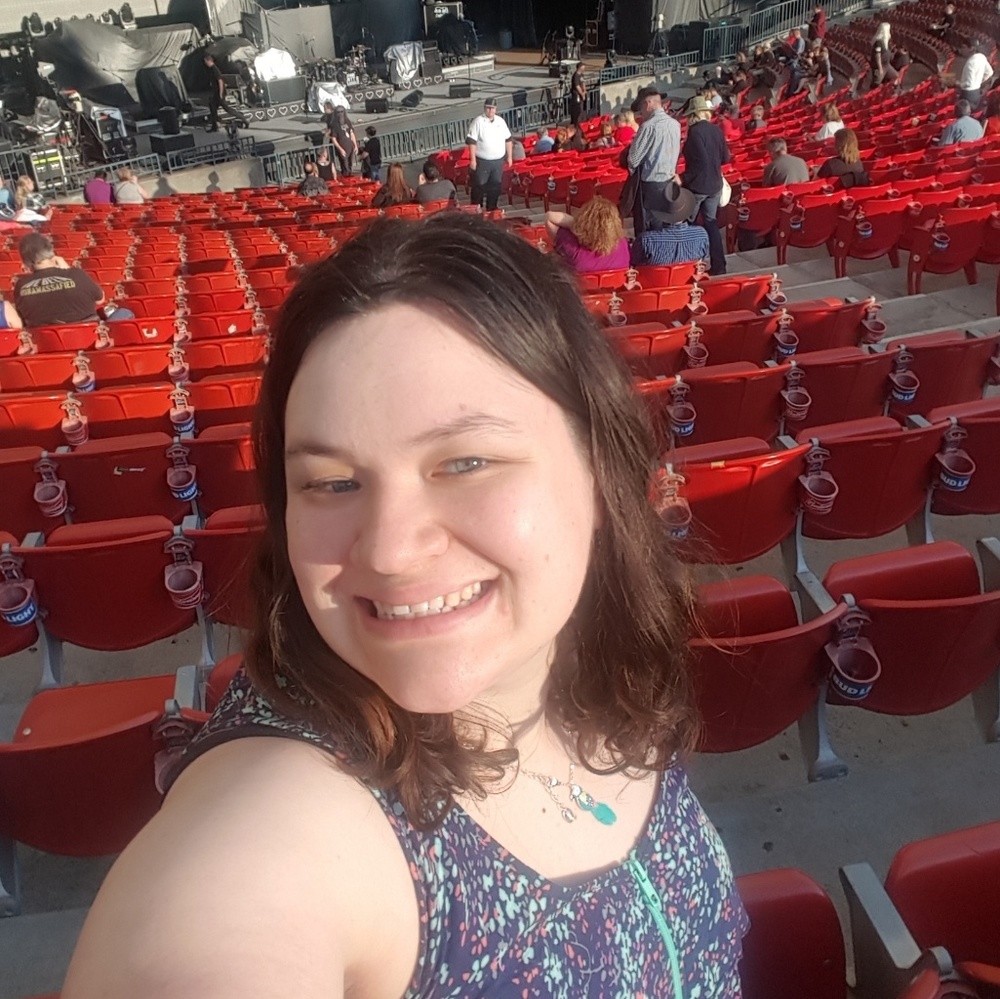 Meet your Posher, Christina