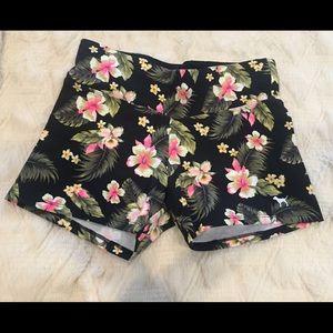 PINK VS Yoga Shorts
