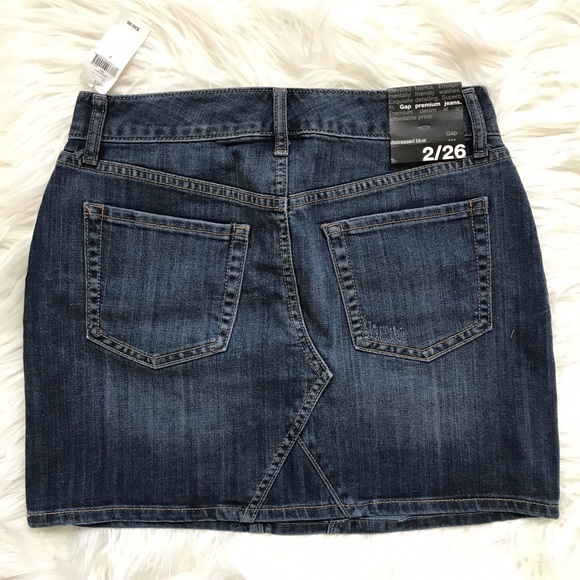 gap brand new Y2K dark wash denim mini skirt - Picture 3 of 5