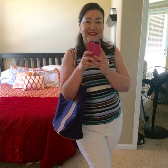 Meet your Posher, Rebecca - Picture 2 of 4