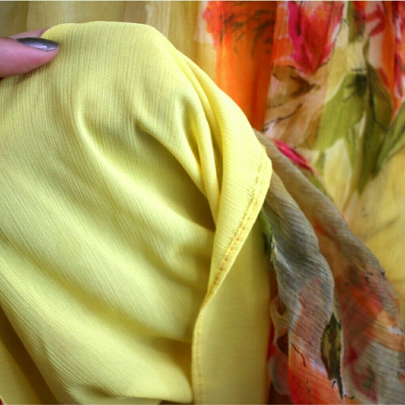 3-Style Golden Yellow Floral Formal Dress - Picture 7 of 8