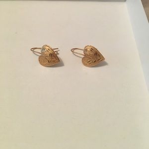 Gold heart earrings (14k)