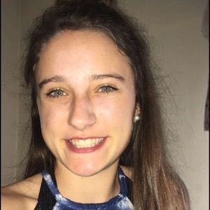 Meet your Posher, Raina