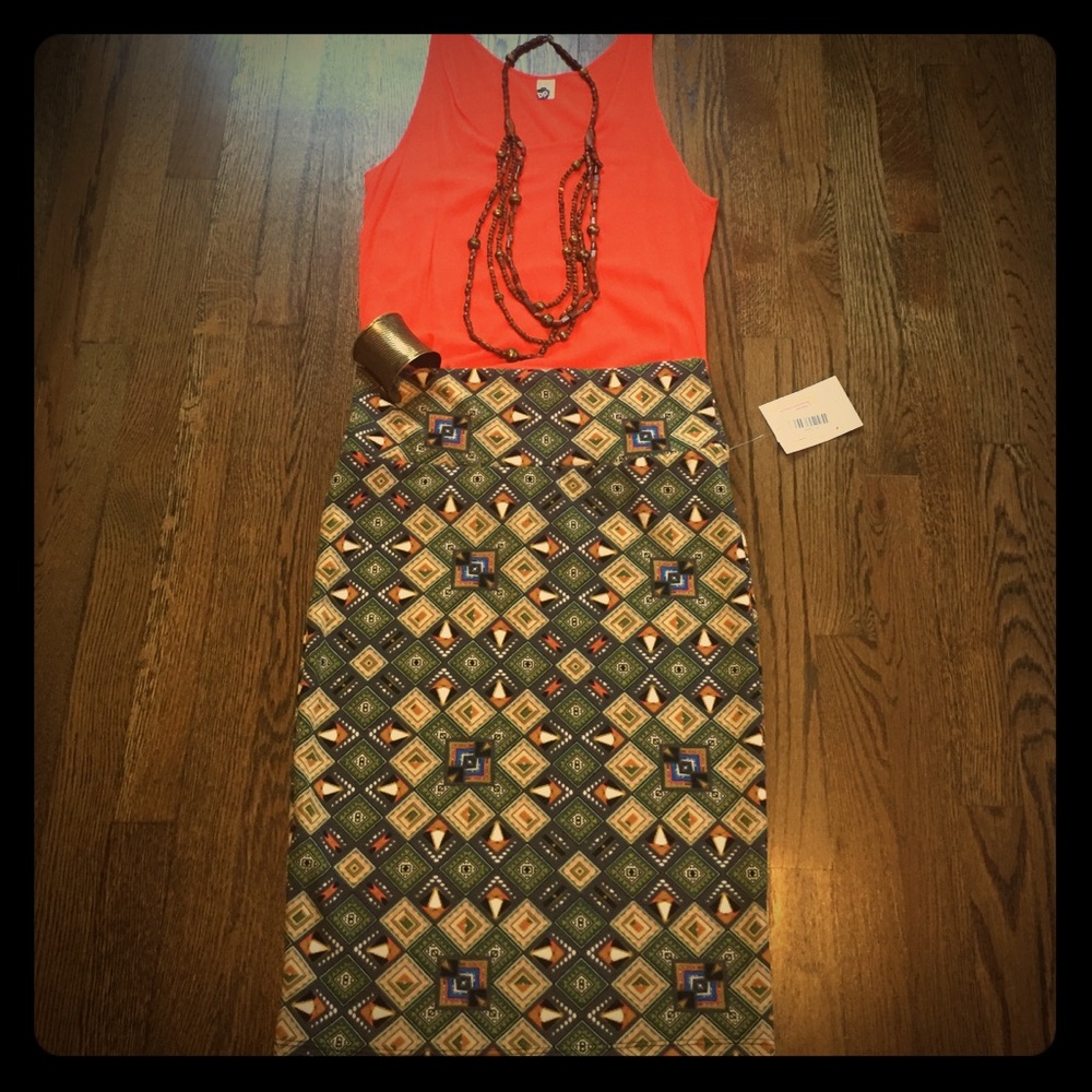LuLaRoe Cassie, M