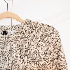 Black and White Knitted H&M Sweater