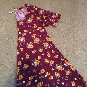 LuLaRoe Perfect Tee