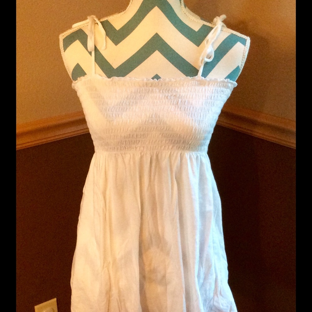 💕New Listing💕 Motherhood Maternity tank top.