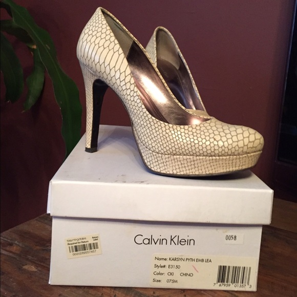 Calvin Klein Karsyn shoes - Picture 4 of 4