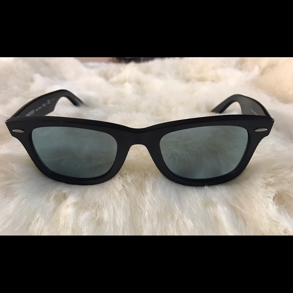 Ray-Ban Wayfarer Sunglasses