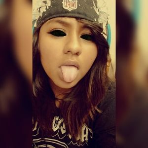 Meet your Posher, Sarah lynn