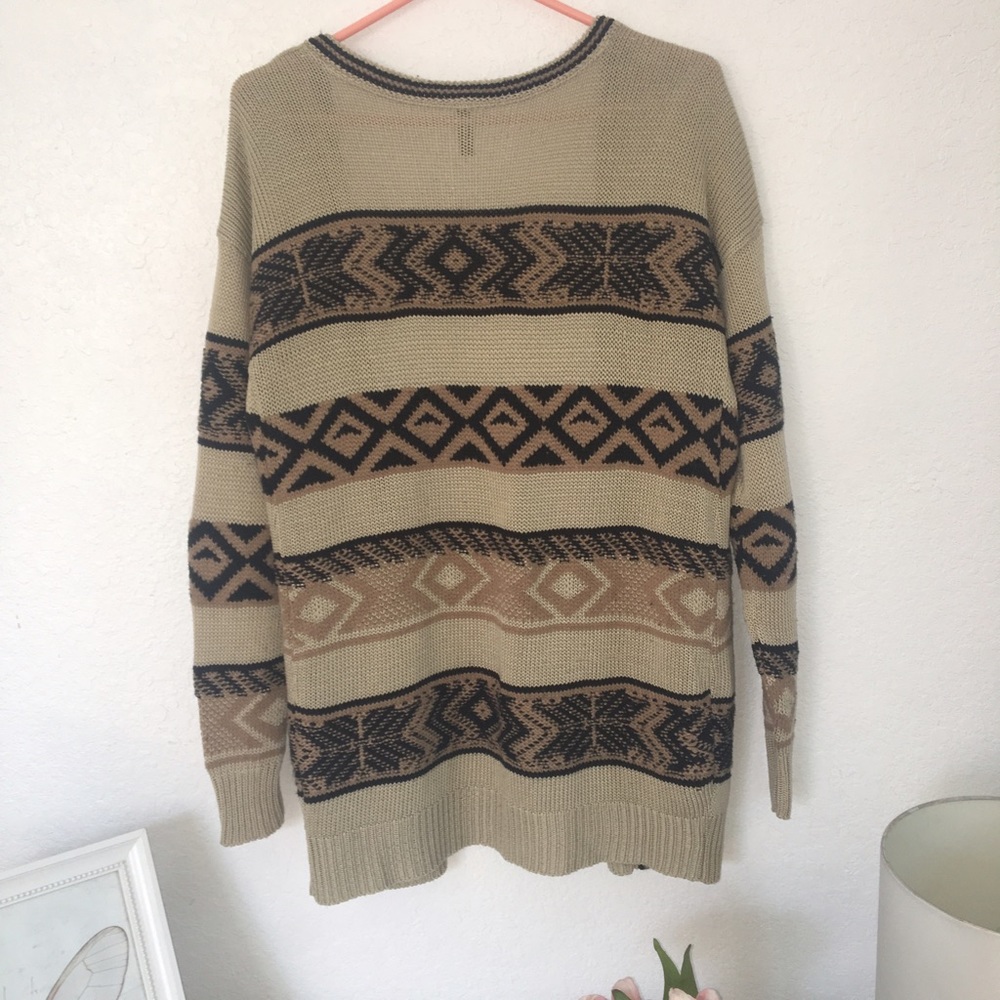 Tribal Print Cardigan Sz Medium - Picture 2 of 5