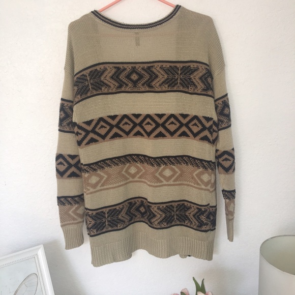Tribal Print Cardigan Sz Medium - Picture 2 of 5