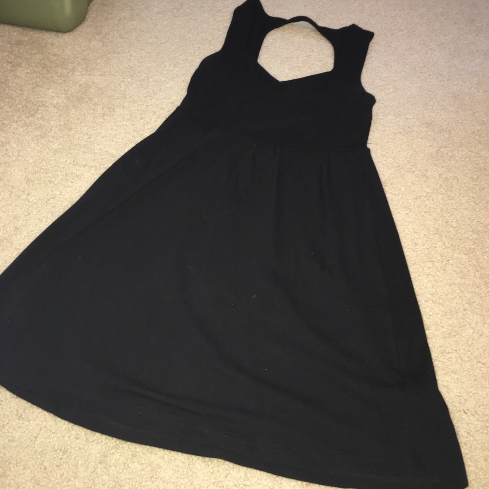 black cotton dress