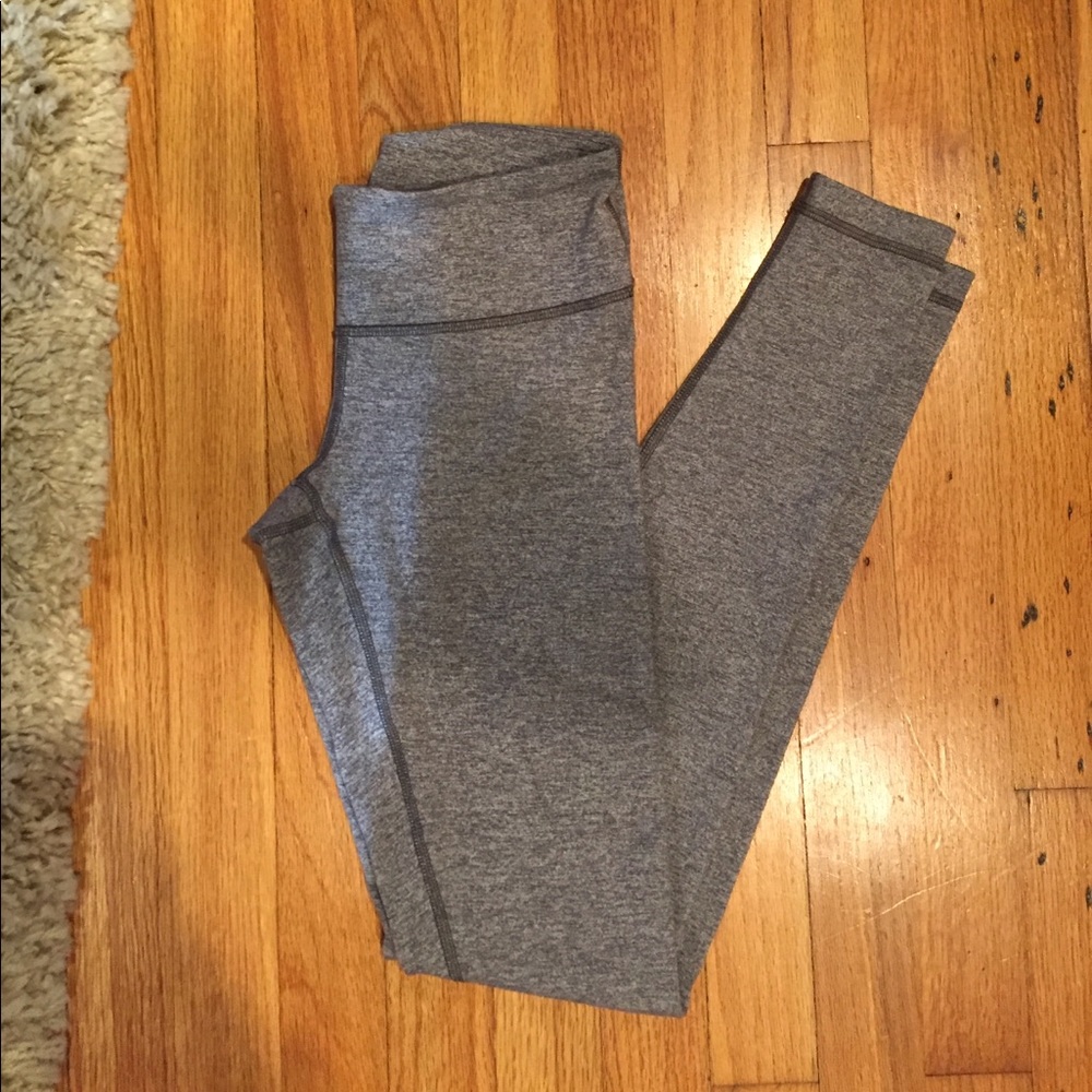 gray lululemon leggings