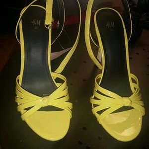 NWT Lime greenish - yellow sandals for sale