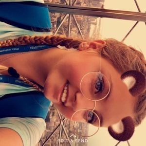 Meet your Posher, Alyssa